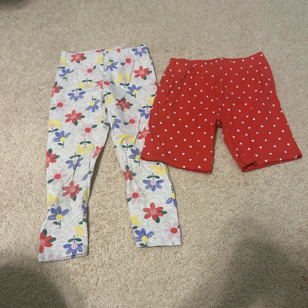Girl’s Carter’s Floral Leggings and Heart Shorts Bundle Set - Size 7 - Spring